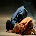 Hukum Solat Sambil Memejamkan Mata. Hukum Solat Sambil Memejamkan Mata.
