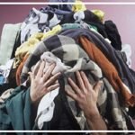 TIPS Lipat Pakaian Yang MUDAH Dan MENARIK . TIPS Lipat Pakaian Yang MUDAH Dan MENARIK .