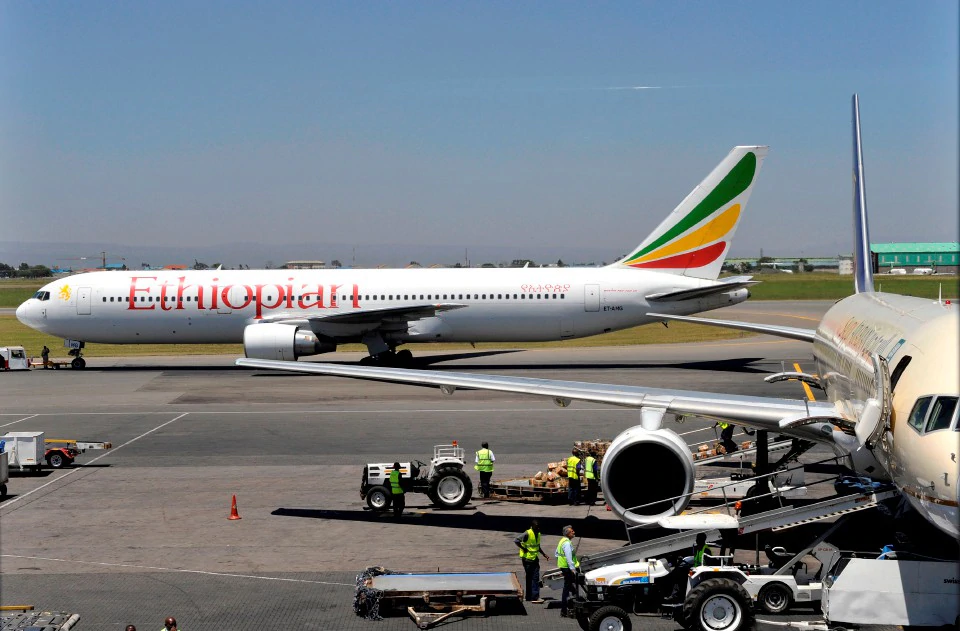 Pesawat Boeing 737 Ethiopian Airlines Terhempas, Nasib 157 Penumpang Dan Anak Kapal Tidak Diketahui. Pesawat Boeing 737 Ethiopian Airlines Terhempas, Nasib 157 Penumpang Dan Anak Kapal Tidak Diketahui.