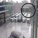 Kanak-Kanak Cedera Parah Tercampak Keluar Dari Kereta Dlm Kemalangan. Kanak-Kanak Cedera Parah Tercampak Keluar Dari Kereta Dlm Kemalangan.