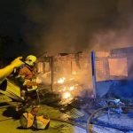 4 Lelaki Dan Seorang Wanita Rentung Dalam Kebakaran. 4 Lelaki Dan Seorang Wanita Rentung Dalam Kebakaran.