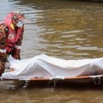 Pencari Ketam Temui Mayat Terapung Di Celah Pokok Nipah. Pencari Ketam Temui Mayat Terapung Di Celah Pokok Nipah.