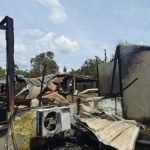 Rumah Musnah Dlm Kebakaran Gara-Gara Terlupa Sedang Goreng Ayam. Rumah Musnah Dlm Kebakaran Gara-Gara Terlupa Sedang Goreng Ayam.