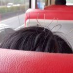 Wanita Selamba Naik Bas Dengan 9 Jarum Tercucuk Di Kepala. Wanita Selamba Naik Bas Dengan 9 Jarum Tercucuk Di Kepala.