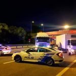 17 MPV Polis Kejar Pengedar Dadah. 17 MPV Polis Kejar Pengedar Dadah.