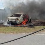 Mayat Rentung Ditemui Dalam Kereta Terbakar Mayat Rentung Ditemui Dalam Kereta Terbakar