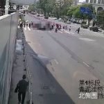 Kecewa Pelaburan Gagal, Lelaki Rempuh Lima Pejalan Kaki Kecewa Pelaburan Gagal, Lelaki Rempuh Lima Pejalan Kaki
