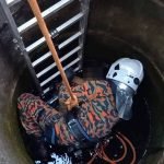 Jiran Temui Mayat Pesara Tentera Dalam Perigi. Jiran Temui Mayat Pesara Tentera Dalam Perigi.
