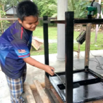 Adik Ini Hanya Mahu Beras Sebagai Upah. Adik Ini Hanya Mahu Beras Sebagai Upah.