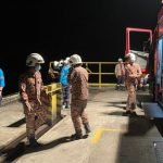 Lori Dipandu Terjunam, Lelaki Dikhuatiri Lemas Terjatuh Laut Lori Dipandu Terjunam, Lelaki Dikhuatiri Lemas Terjatuh Laut