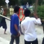 Seorang Lelaki Mahu Sebar Covid-19 Dipukul Penduduk Kampung. Seorang Lelaki Mahu Sebar Covid-19 Dipukul Penduduk Kampung.