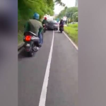 (Ada Video) Tular Pemandu ‘Selamba’ Guna Laluan Motosikal Kini Diburu Polis. (Ada Video) Tular Pemandu ‘Selamba’ Guna Laluan Motosikal Kini Diburu Polis.