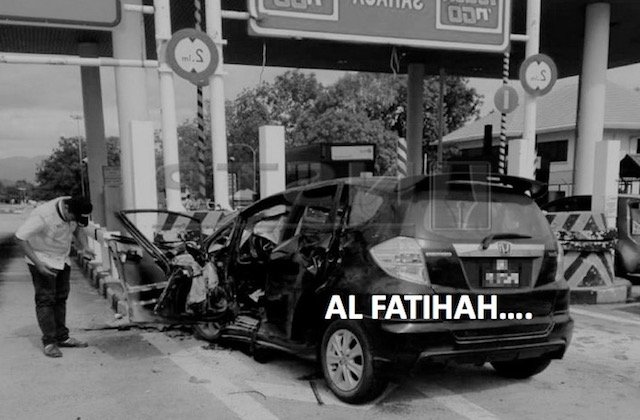 Cikgu Maut Kereta Rempuh Konkrit Plaza Tol Kajang. Al Fatihah.