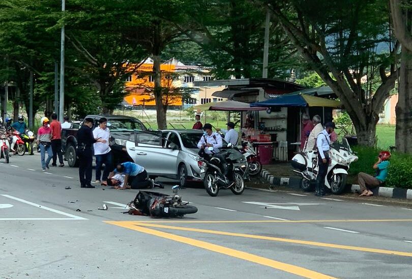 Langgar Sekatan Jalan Anggota Trafik Parah Dirempuh