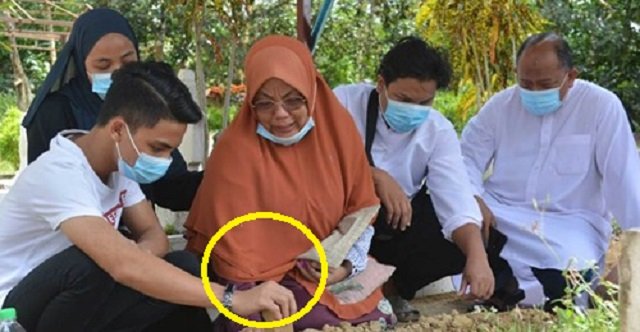 pusara adik amir