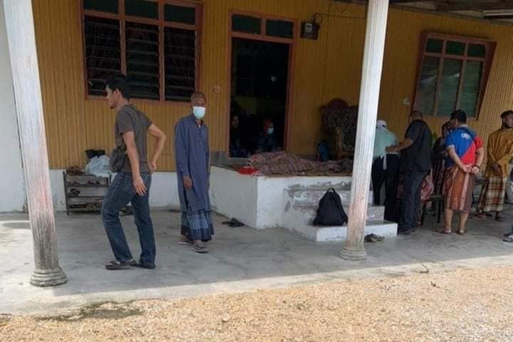 Warga Emas Maut Selepas Dihempap Pokok Kelapa Tumbang