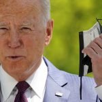 “Tidak Perlu Pakai Penutup Muka Jika Sudah Divaksin”, Umum Joe Biden “Tidak Perlu Pakai Penutup Muka Jika Sudah Divaksin”, Umum Joe Biden