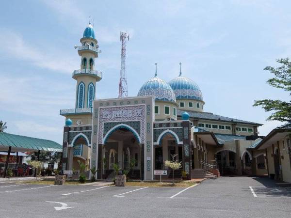 Masjid Perlis Ditutup Kepada Orang Awam, Elak Penularan Covid-19