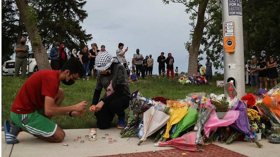 Keluarga Islam Di Kanada Terbunuh Dalam Serangan Trak Akibat 'IslamPhobia'