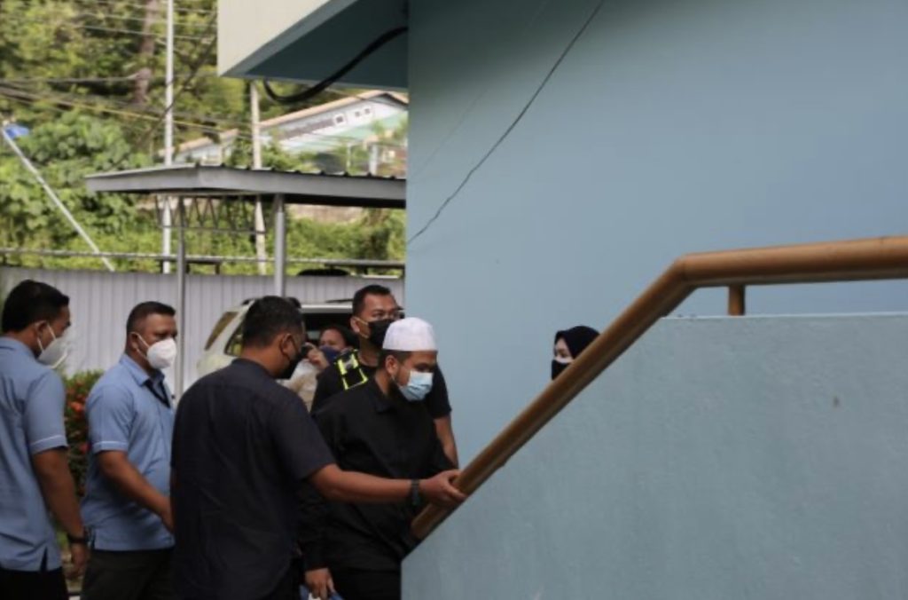 Ebit Lew Didakwa Atas 11 Pertuduhan Termasuk Gangguan Seksual