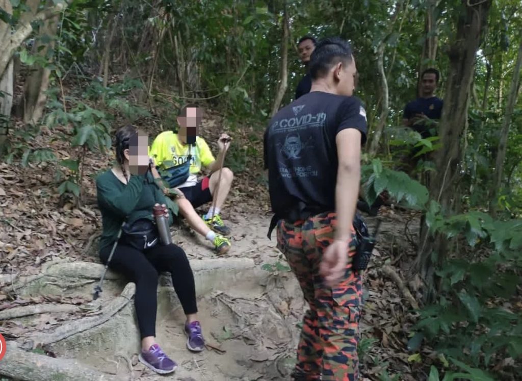 Pasangan Suami Isteri Sesat 2 Jam Di Bukit Jambul Ketika 'Hiking'