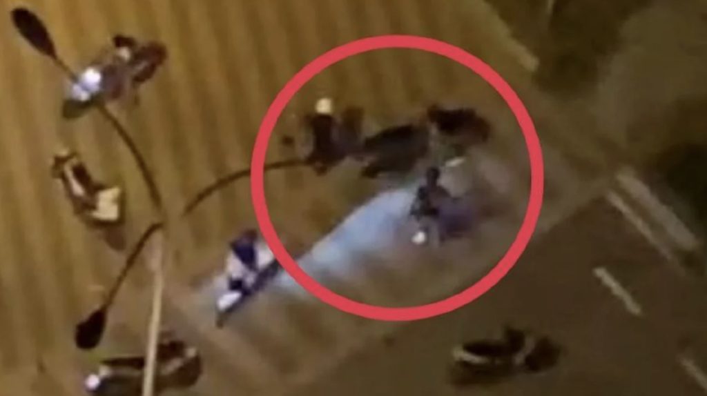 (VIDEO) Viral Lelaki Dipukul Geng Motosikal