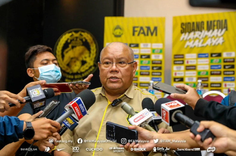 Tetap Kena 'Tunjuk Muka' Sekalipun Kaki Serta Tengkuk Bersimen