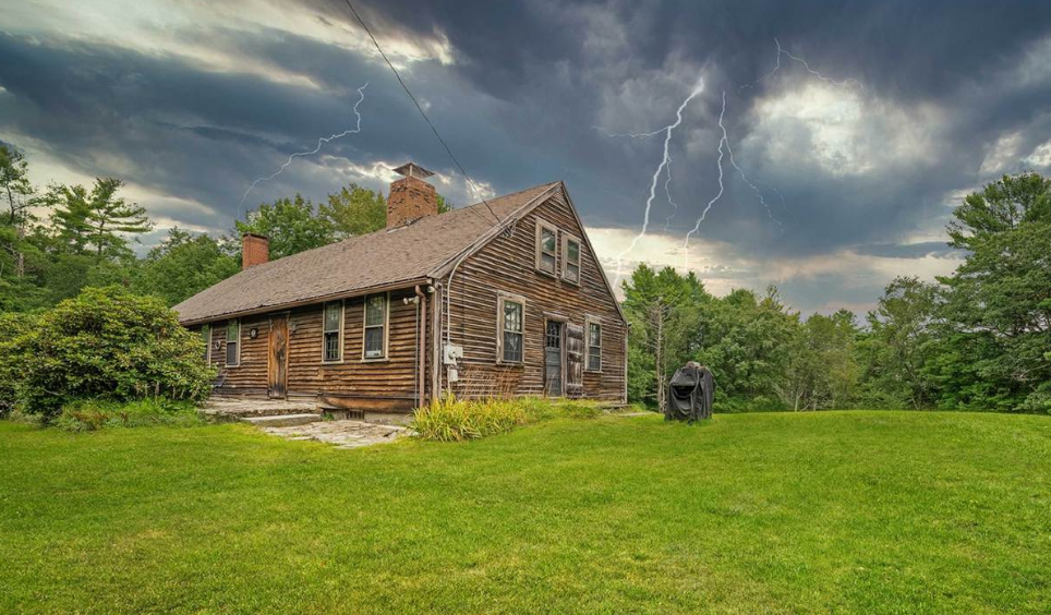 Rumah 'Hantu' The Conjuring Bakal Dijual. Ada Orang Yang Sanggup Beli?