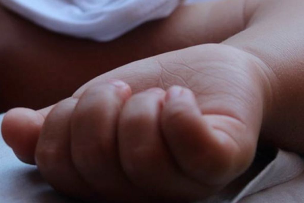 Budak 4 Tahun Kritikal, Doktor Jumpa SESUATU Dalam Badan