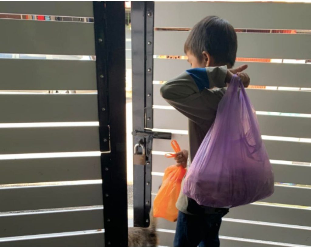 Budak Darjah 6 Ponteng Sekolah Demi Jual Cendawan. Puncanya Bikin SEBAK