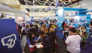 Ekspo Kerjaya Jamin Kerja Keluarga Malaysia. ‘Ini’ Ceritanya..