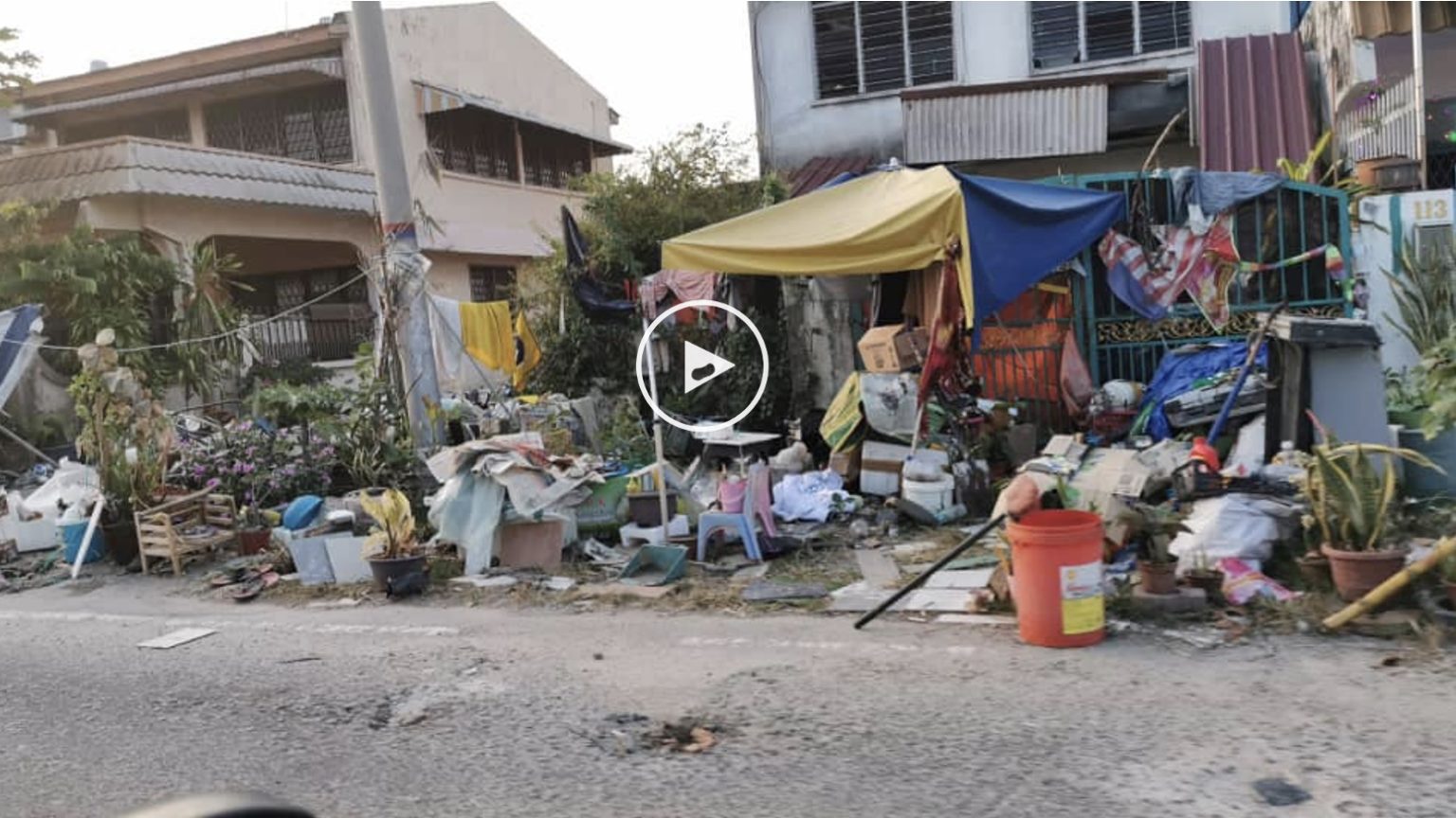 (VIDEO) Rumah Banyak Sampah, MPM Pula Yang Kena Bersihkan