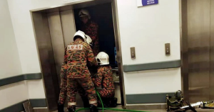 Akibat Gangguan Elektrik, Bomba Terima 11 Kes ‘Tersangkut’ Dalam Lif Akibat Gangguan Elektrik, Bomba Terima 11 Kes 'Tersangkut' Dalam Lif
