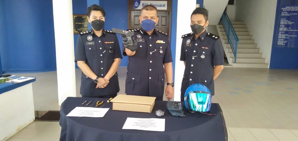 Lelaki Samun Guna Taktik 'Pistol Mainan'. Ini TINDAKAN Polis