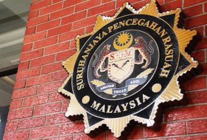 Syarikat Milik ‘Datuk Seri’ Diserbu SPRM. Ini Puncanya..