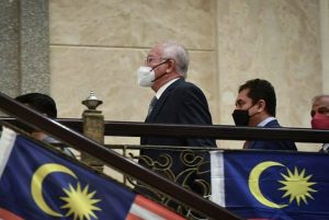 Petisyen Najib Tak Wajar Diampunkan Raih 112,000 Tandatangan Petisyen Najib Tak Wajar Diampunkan Raih 112,000 Tandatangan