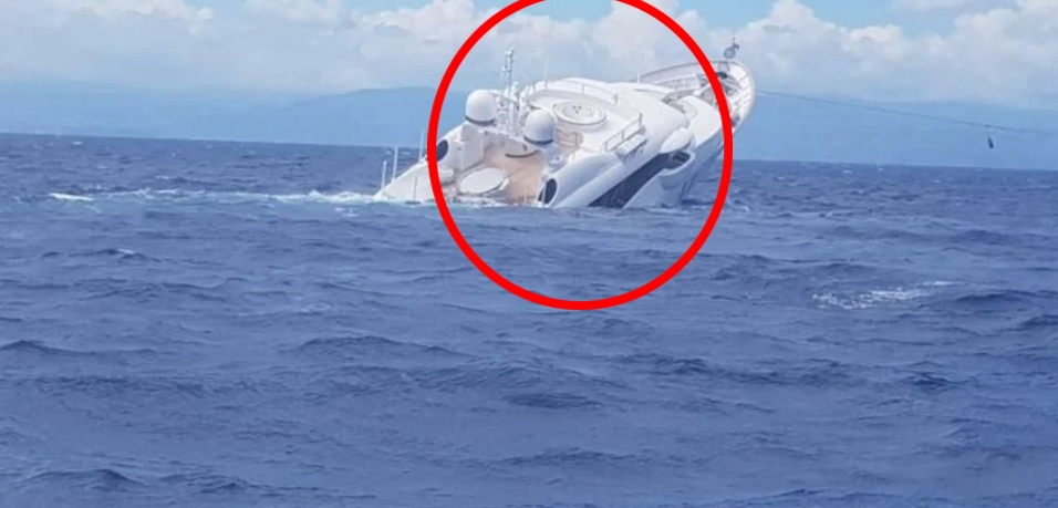 (Ada Video) Kapal Layar Mewah Tenggelam Di Perairan Itali