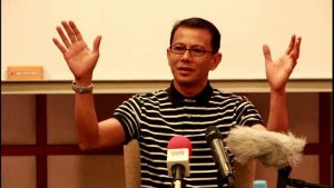 Anak Difitnah Kacau Suami Orang. Ini Jawapan PEDAS Azhar Sulaiman.