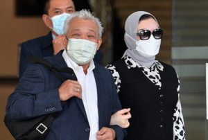 Keputusan Kes Rasuah Bung Moktar, Zizie Izette Akan Diketahui Esok Keputusan Kes Rasuah Bung Moktar, Zizie Izette Akan Diketahui Esok