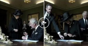 Dakwat Pen Bocor Sampai Kena Tangan, Raja Charles III Naik Angin. ADA VIDEO