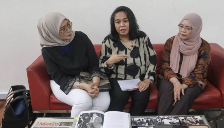 "Bapa Hanya Terima RM1,000 Lepas Buat Lagu Negaraku" - Anak