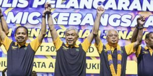 Zahid Hamidi Beri Isyarat Jika BN Menang PRU15, PM Akan Kekal Zahid Hamidi Beri Isyarat Jika BN Menang PRU15, PM Akan Kekal