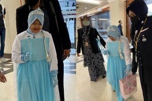 COMEL! Penampilan Bella Di Mahkamah Hari Ini Tarik Perhatian Ramai. ADA VIDEO COMEL! Penampilan Bella Di Mahkamah Hari Ini Tarik Perhatian Ramai. ADA VIDEO