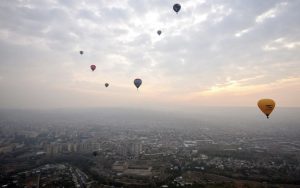 Dua Pelancong Maut Lepas Naik Belon Udara Panas