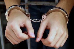 Calon PRU15 Ditahan Polis Sebab Guna Pistol Tanpa Lesen