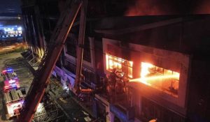 (VIDEO) Jakel Cawangan Shah Alam Terbakar Lagi Buat Kali Kedua
