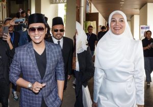 Syamsul Yusof Tak Jadi Lafaz Cerai Puteri Sarah