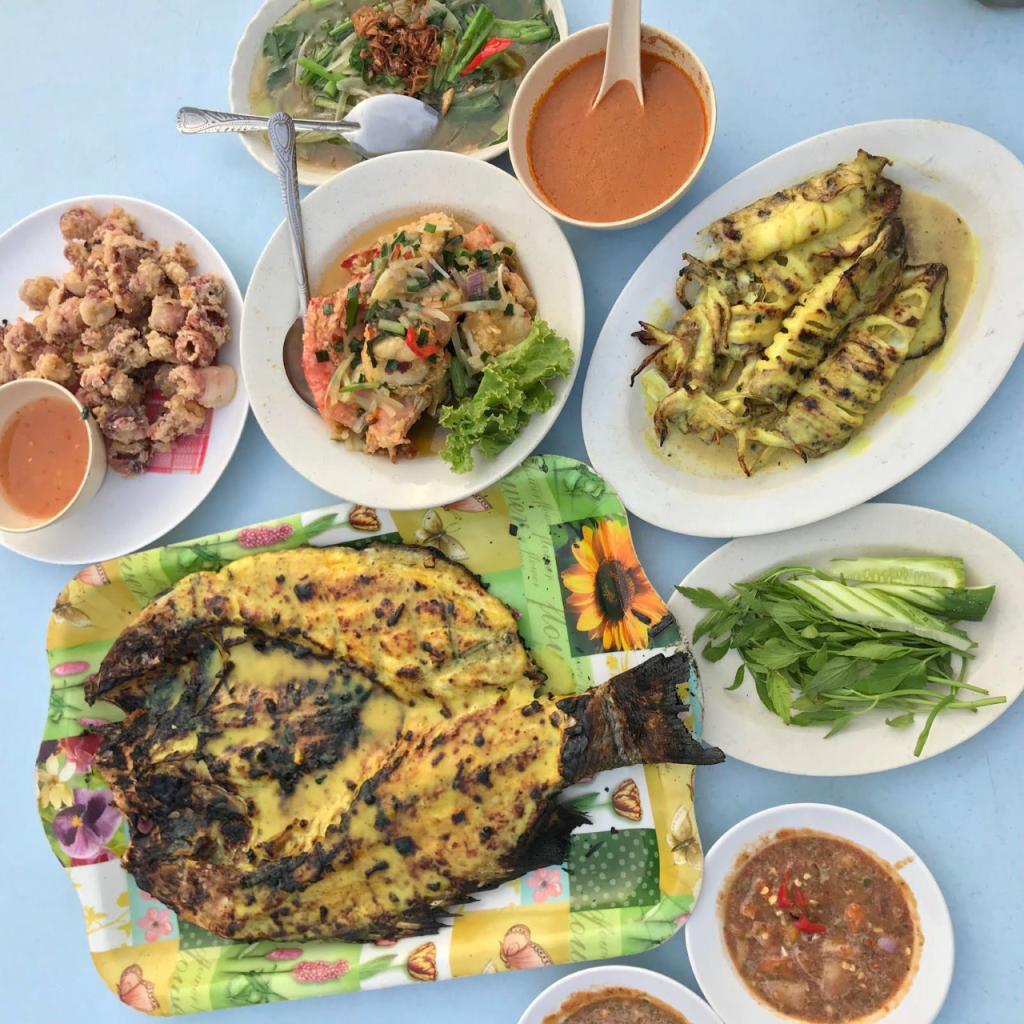 13 Tempat Makan Best Seafood Di Kuala Perlis, Perlis
